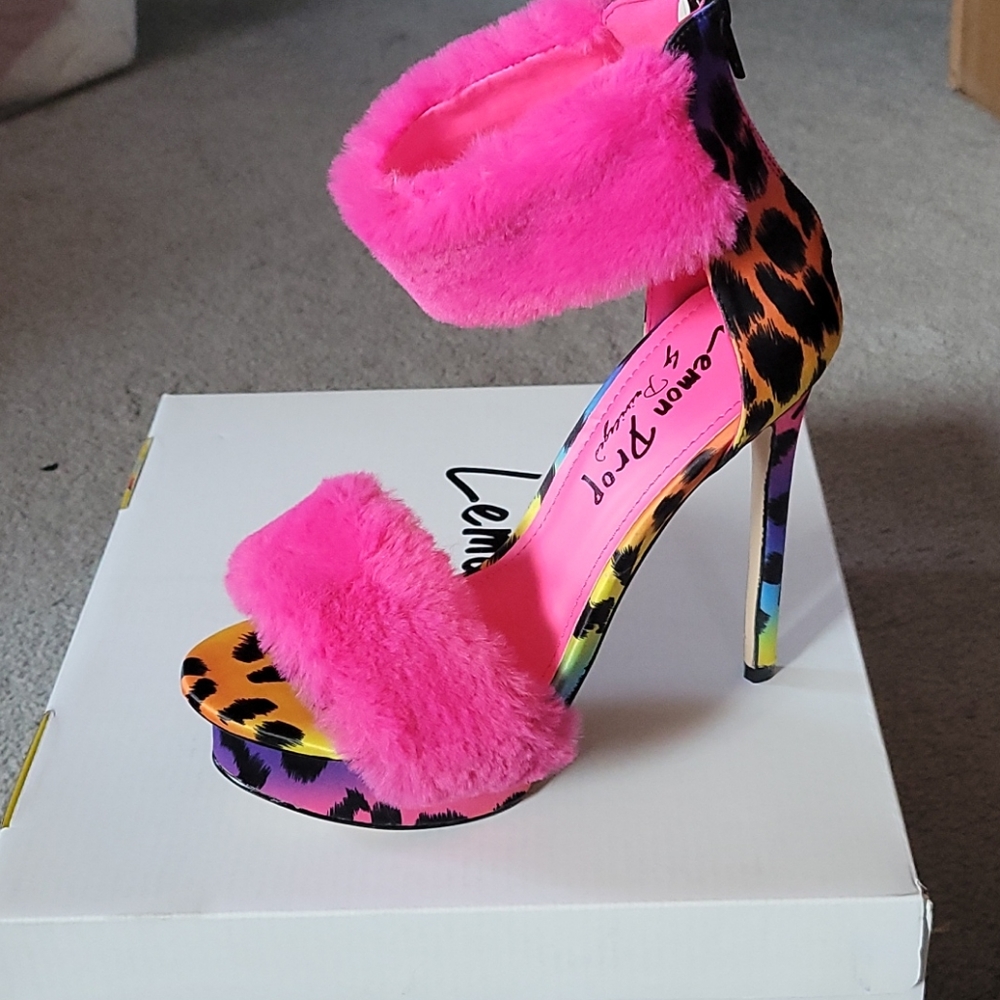 Privileged "Bam Bam" Heels - Picture 4 of 6
